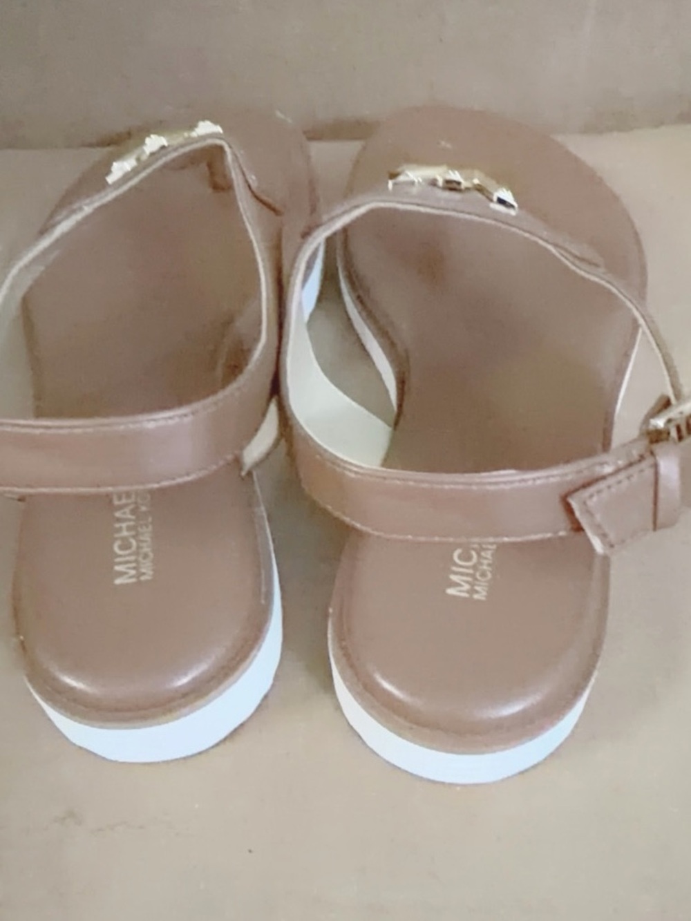 Michael Kors Brown Leather MK Logo Thong Sandals - Picture 4 of 7